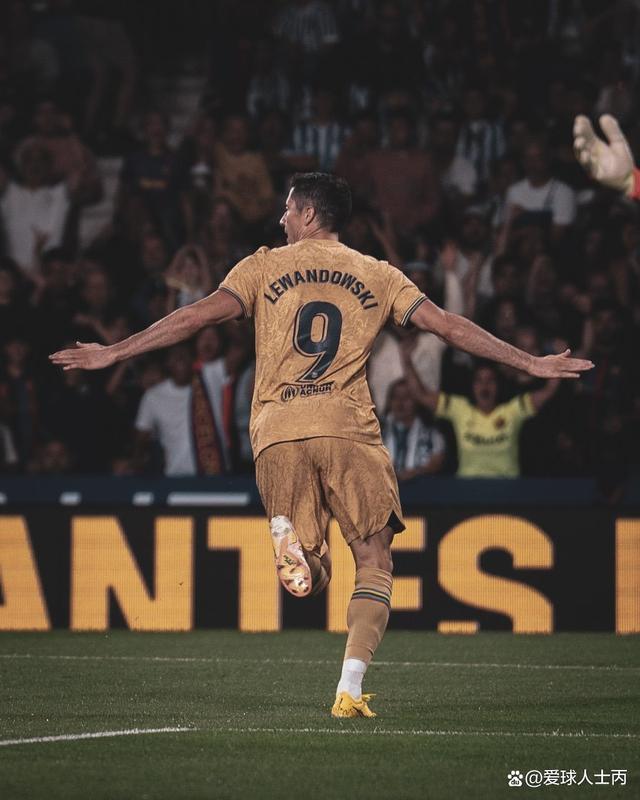 英雄-关于转折点!纽约尼克斯回应争议,西甲今夜攻防权衡,压力陡增,高层口径保持一致的信息