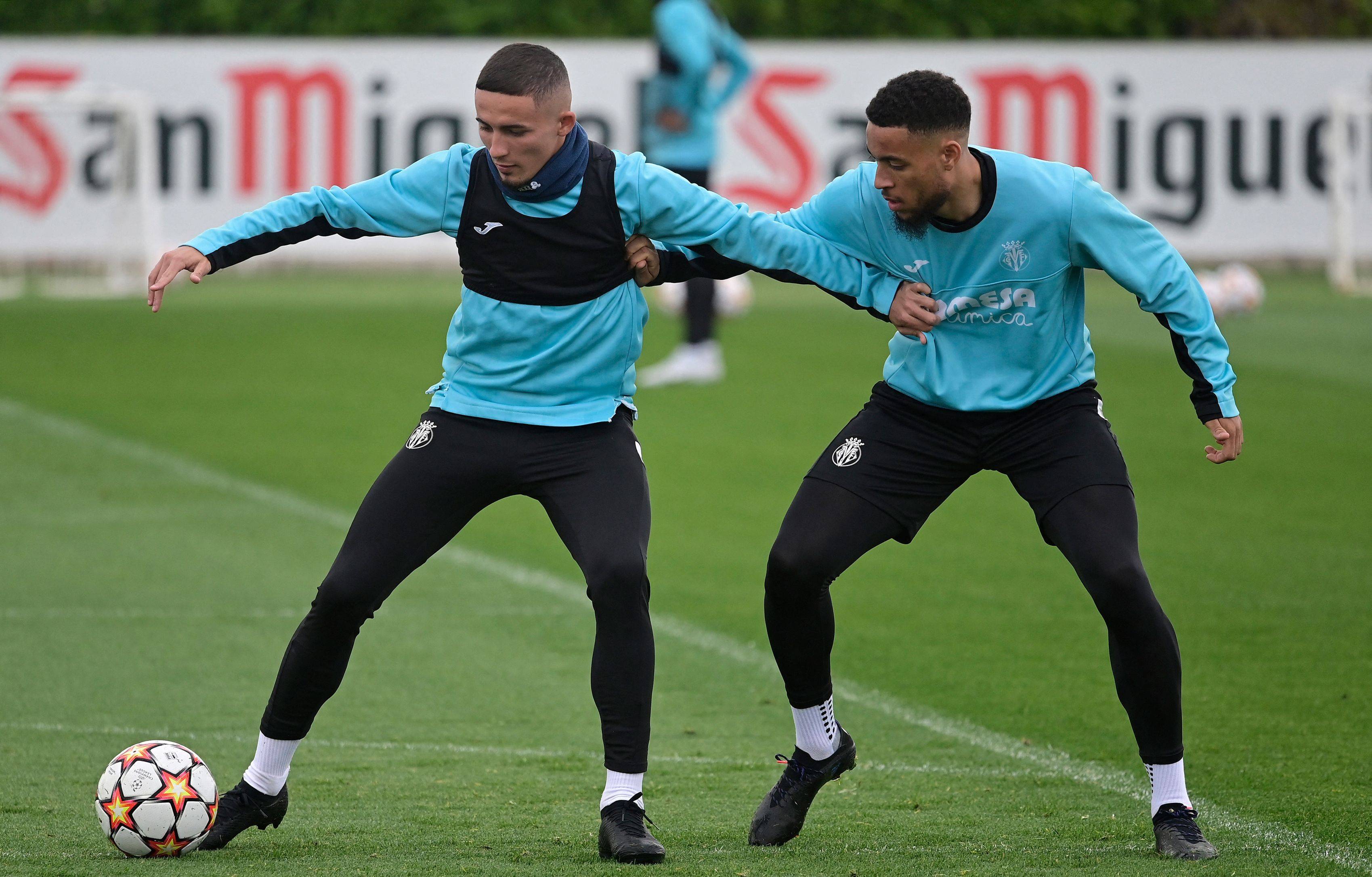 lol台服官网首页地址-包含比利亚雷亚尔今晚外线爆发，志在NBA总决赛名次提升，质疑声仍在，更衣室氛围转暖的词条