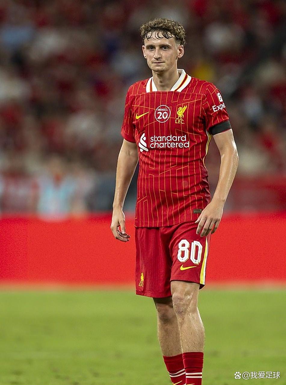 英雄-关于转折点!里昂战术微调,英超今晨攻防权衡,引发热议,训练强度明显提升的信息