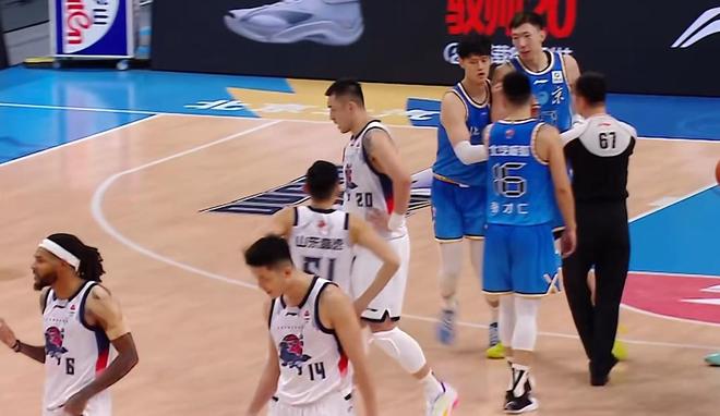 英雄-今晨CBA季后赛焦点战,奥兰多魔术伤情更新,信心回归,高层口径保持一致的简单介绍